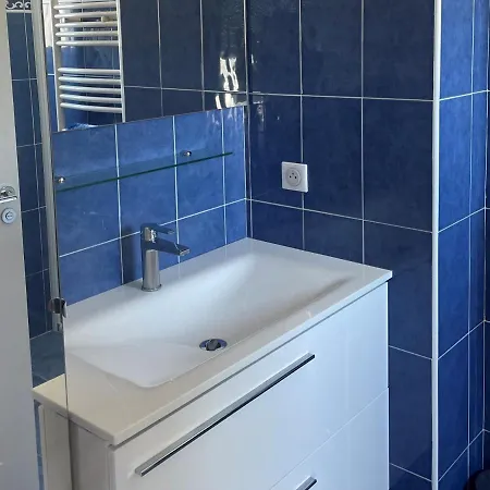 Apartment Square Pauline T3 Terrasse Vue Antibes